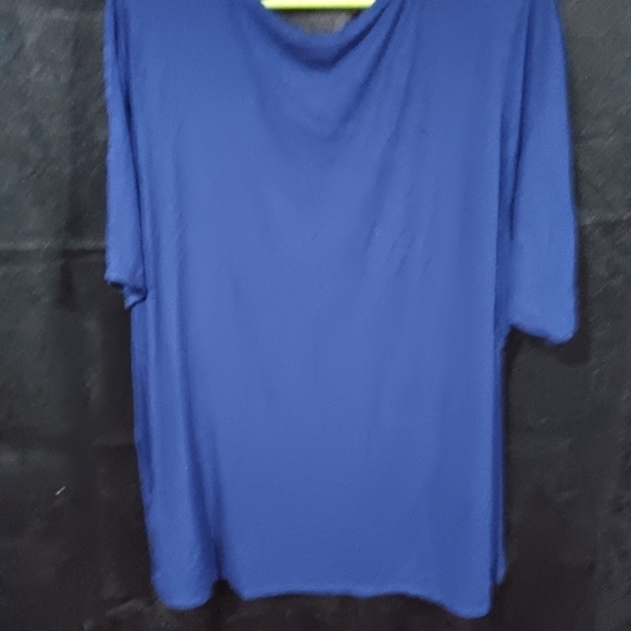 Dark blue tshirt - Picture 3 of 5